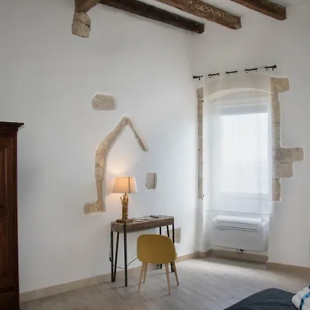 بيت للعطل Residenze Dello Scirocco سيراكوزا
